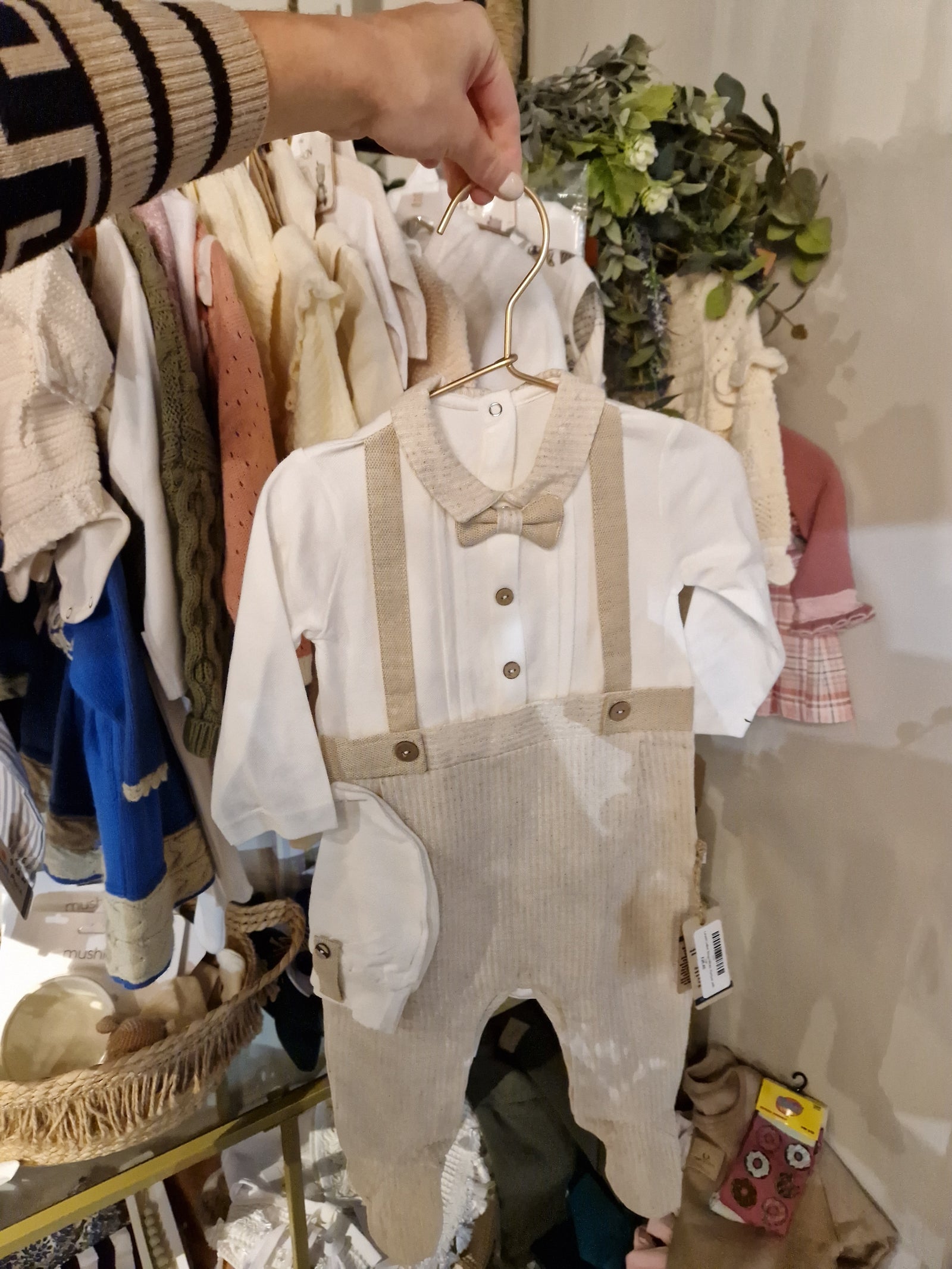 Linen & Cotton Beige & White Romper With Hat 6-9mths