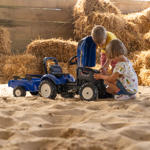 New Holland Tractor And Trailer