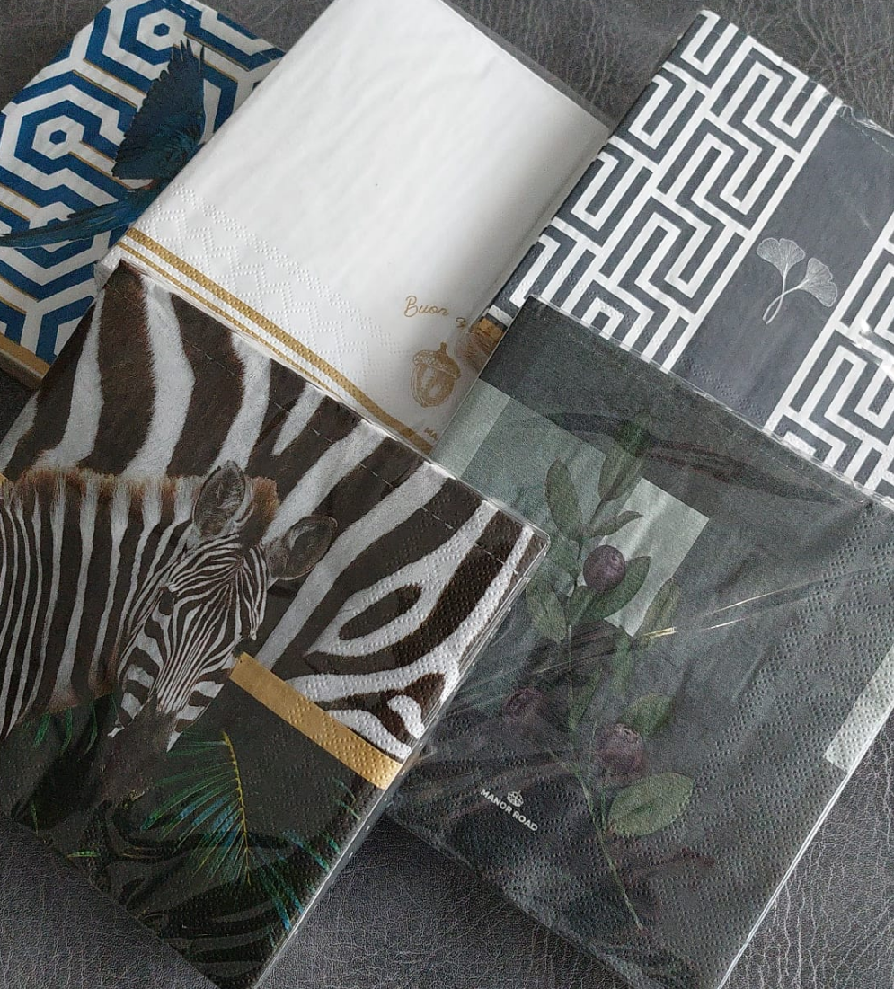 (Gift) Manor Road Dinner Napkins - 20pk