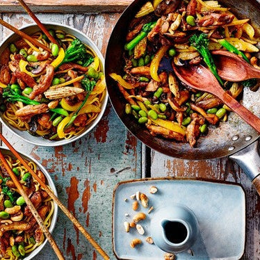 (MK) Chinese Chicken StirFry Kit - Serves 4 - Liverpool Store Exclusive