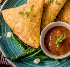 Praveen Kumar Veg Samosa 3pk - Medium